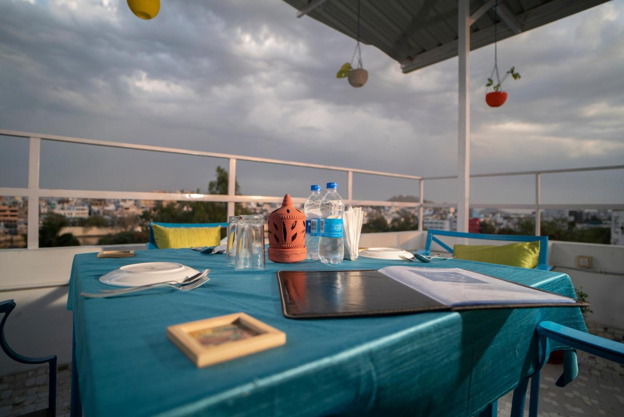 Soham Haveli Udaipur Hostel ภายนอก รูปภาพ