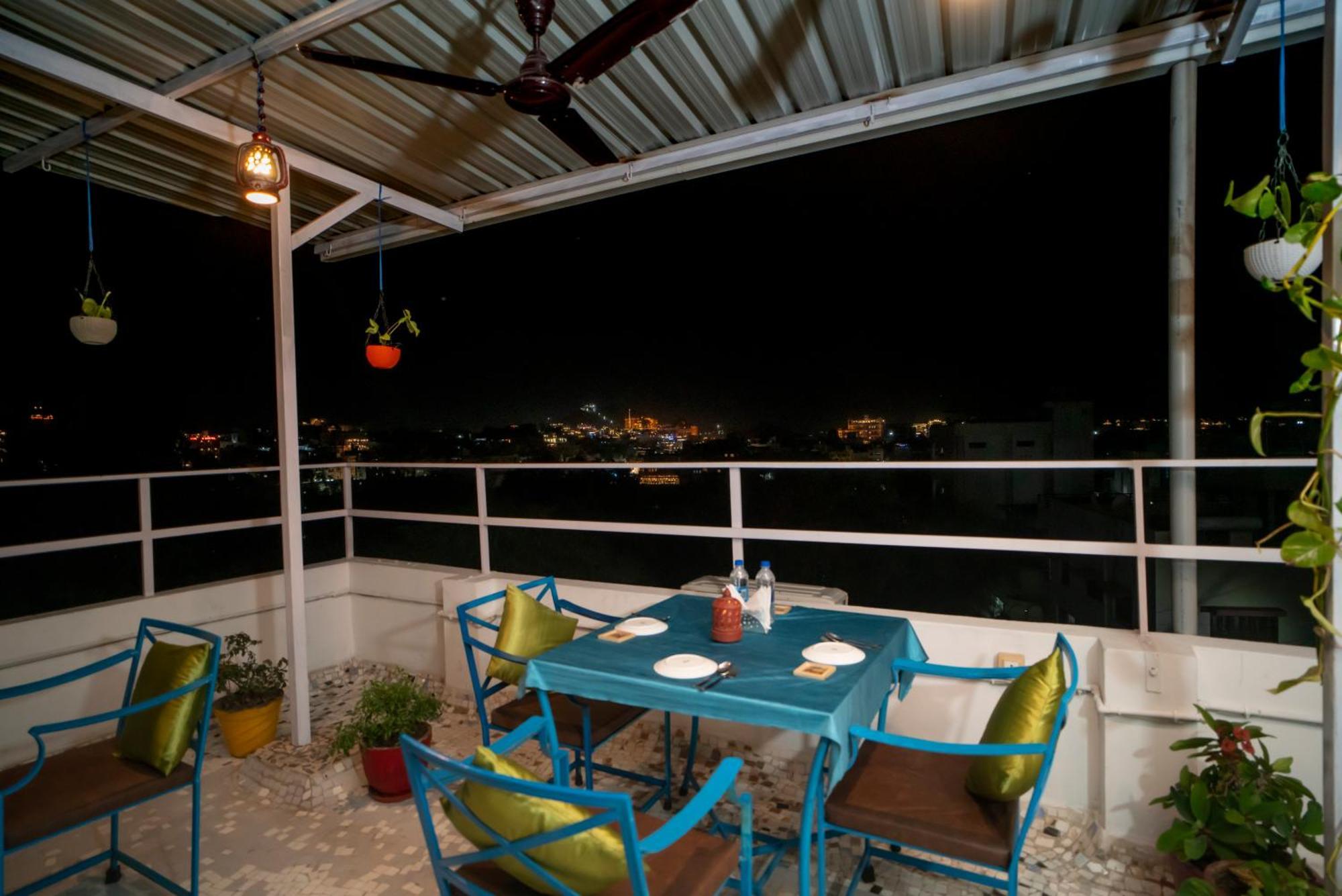 Soham Haveli Udaipur Hostel ภายนอก รูปภาพ