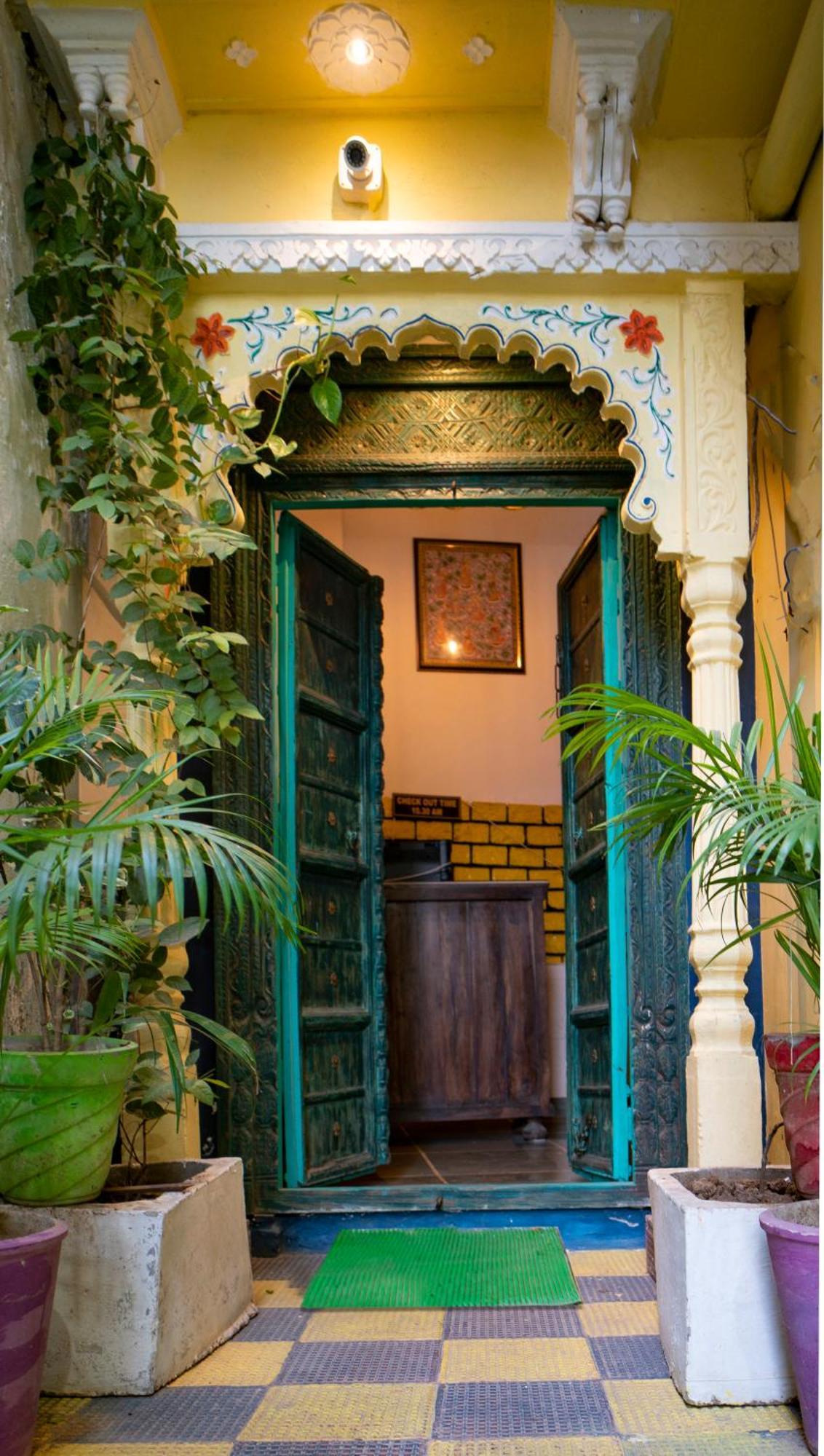 Soham Haveli Udaipur Hostel ภายนอก รูปภาพ