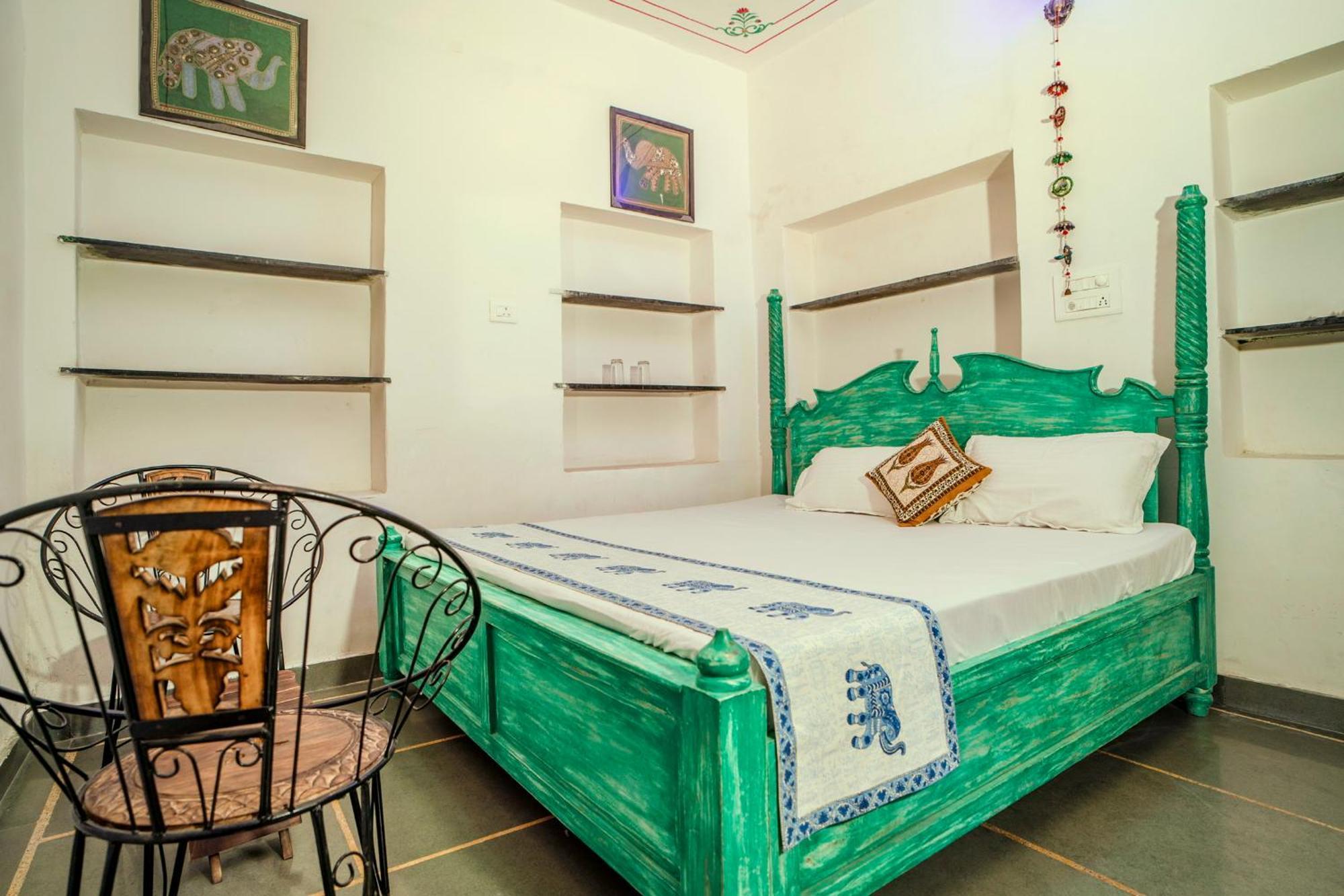 Soham Haveli Udaipur Hostel ภายนอก รูปภาพ