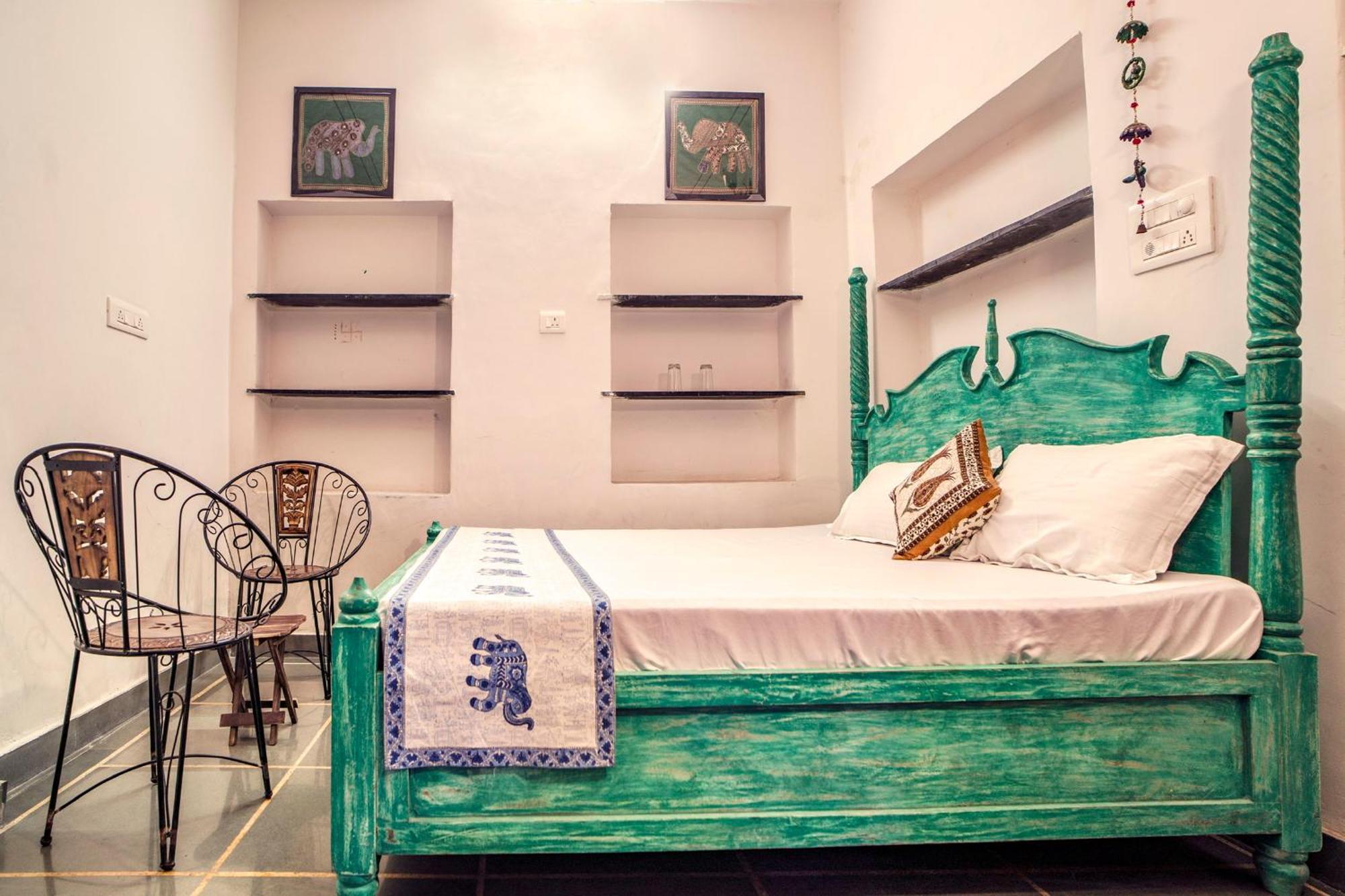 Soham Haveli Udaipur Hostel ภายนอก รูปภาพ