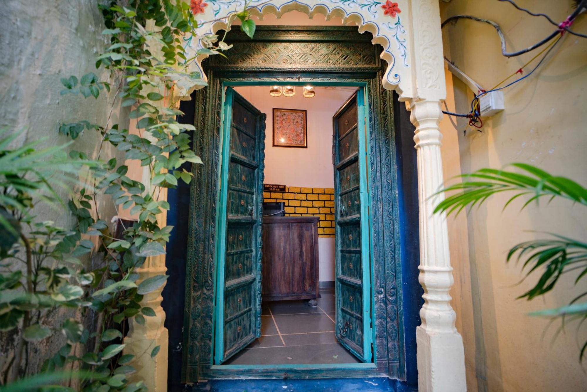 Soham Haveli Udaipur Hostel ภายนอก รูปภาพ